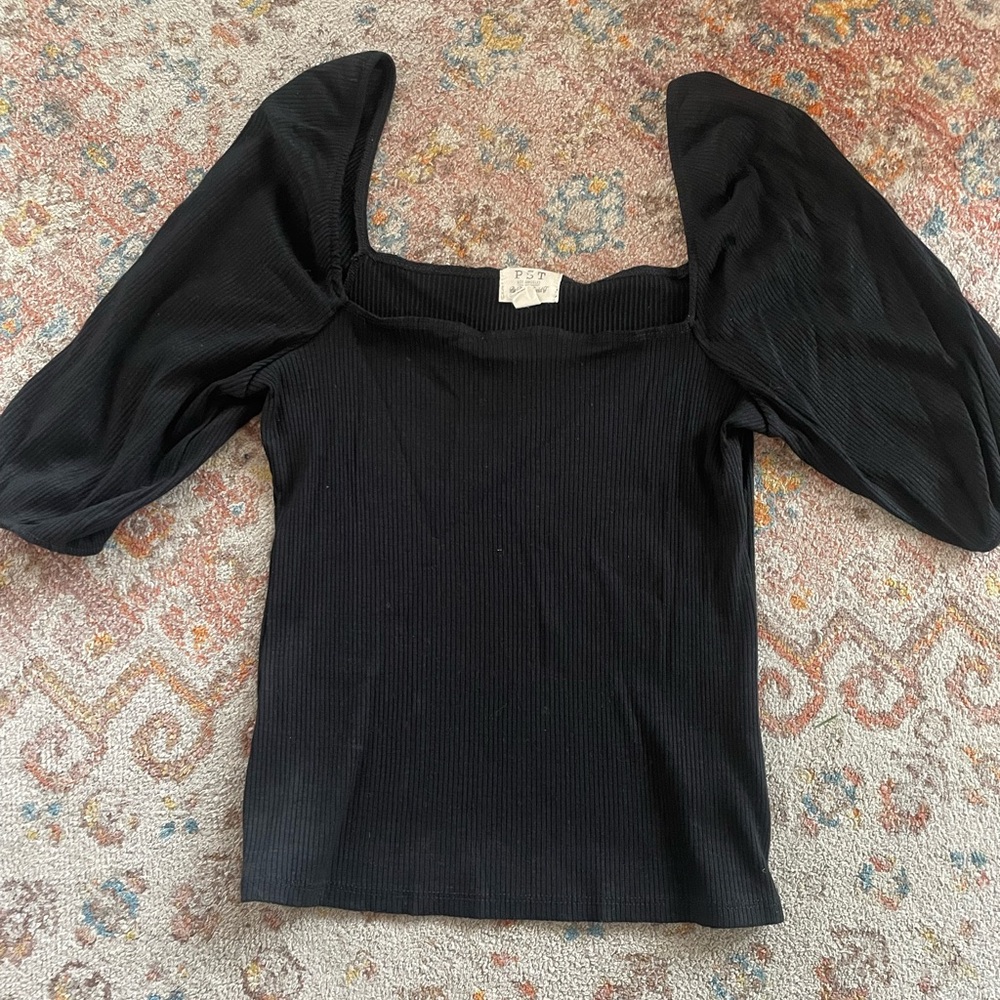 PST puff sleeve fitted top